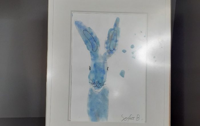 Ein blauer Hase